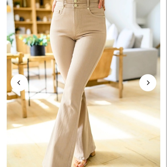 Judy Blue Serenity High Rise Tummy Control Flares - Picture 5 of 15